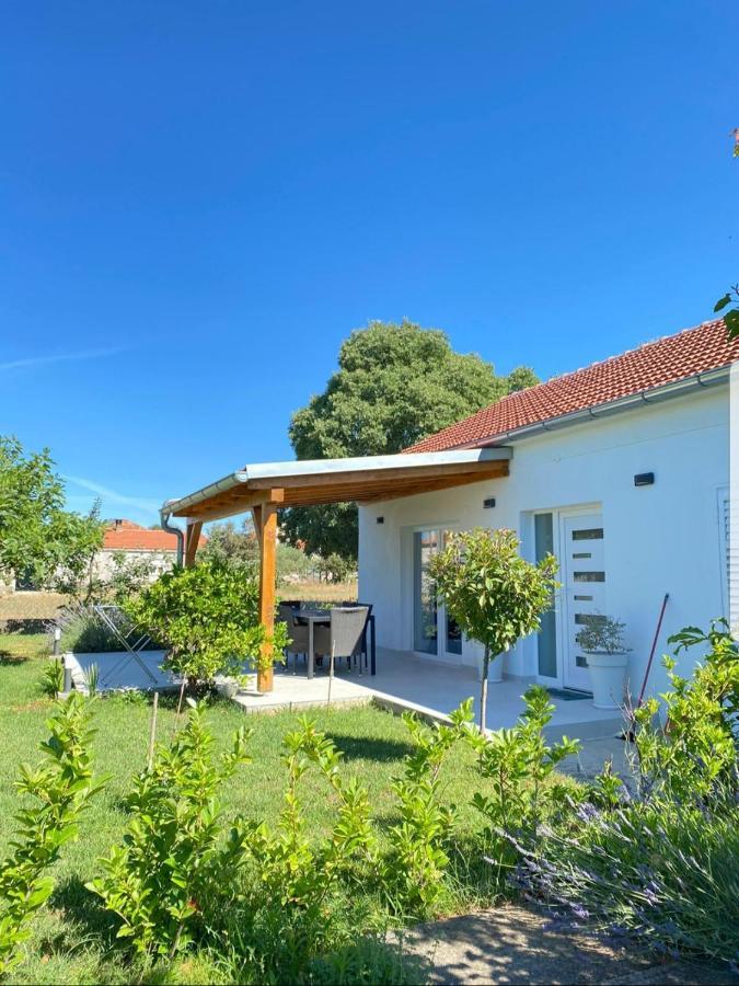 Holiday House Lucia Sukošan 外观 照片
